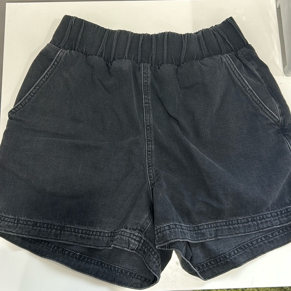 TOPSHOP Black shorts